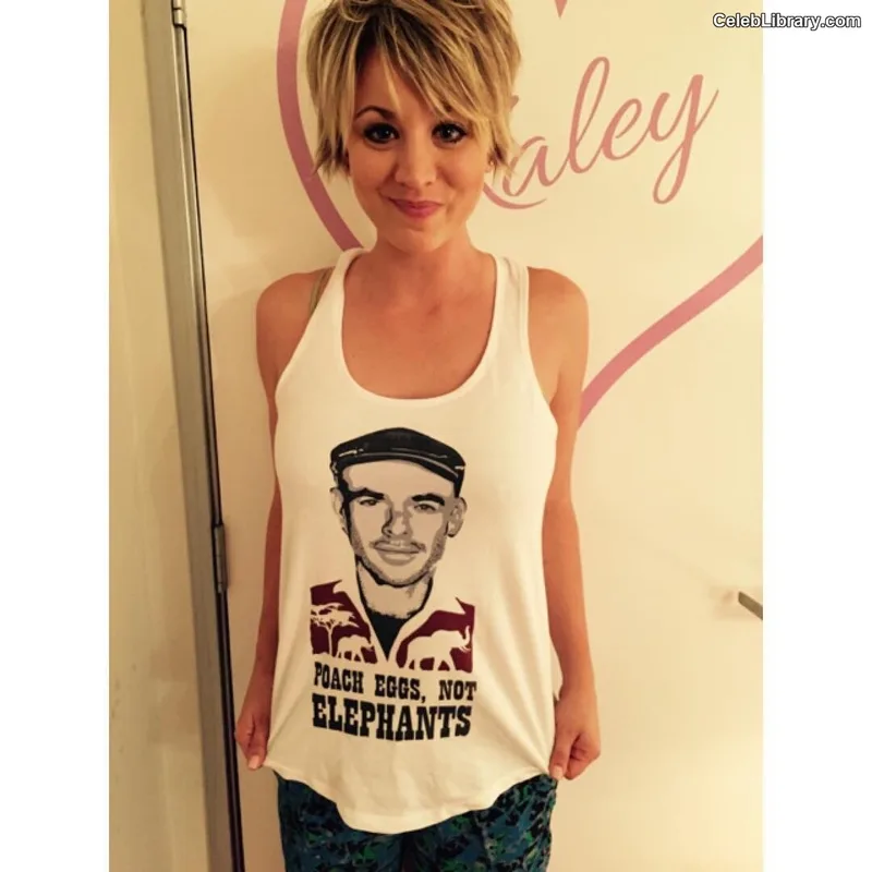 Kaley Cuoco photo 6 of 736