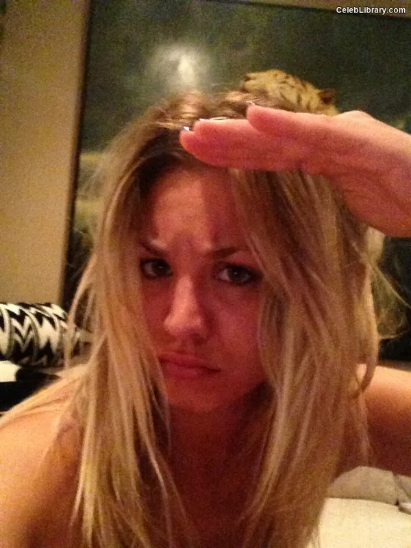 Kaley Cuoco photo 20 of 736