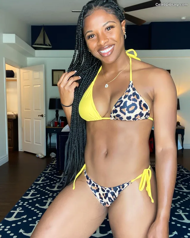 Kali Armstrong photo 13 of 169