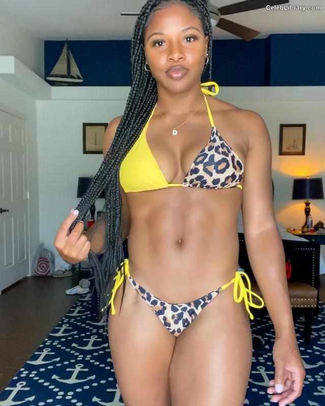 Kali Armstrong photo 14 of 169