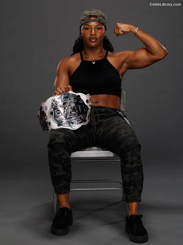 Kali Armstrong photo 19 of 169