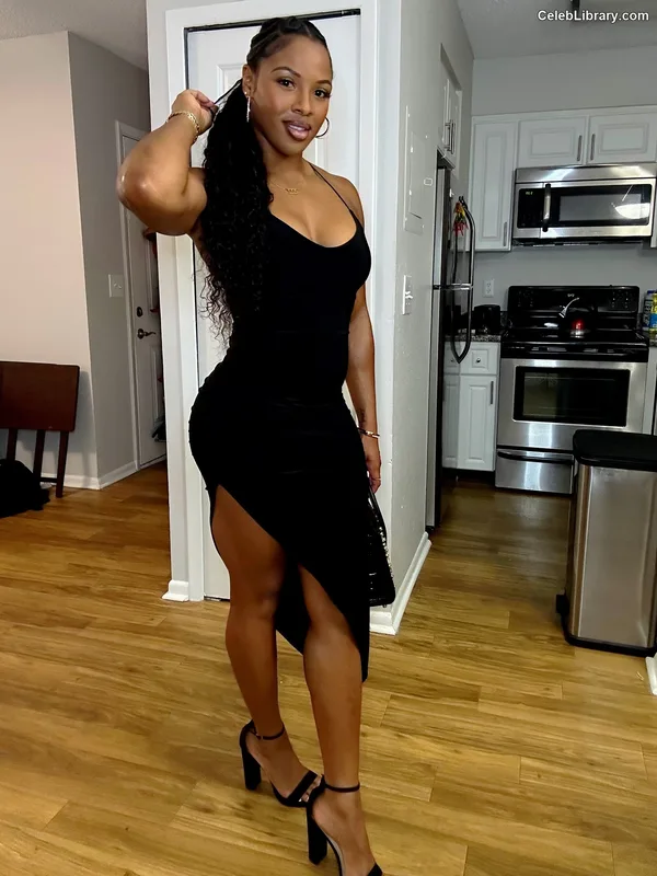Kali Armstrong photo 21 of 169