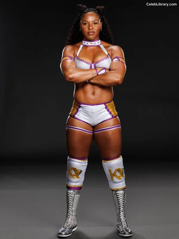 Kali Armstrong photo 9 of 169