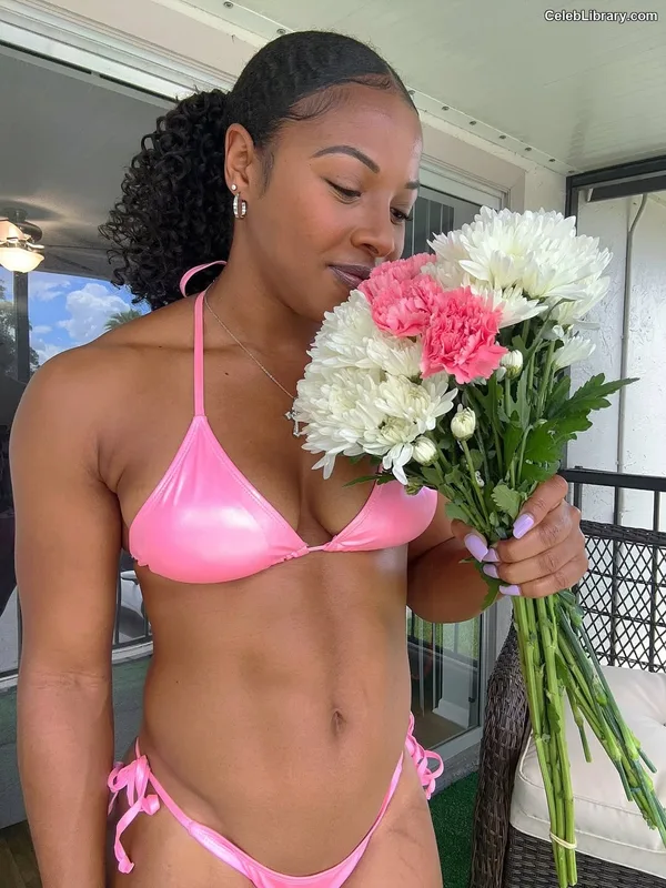 Kali Armstrong photo 18 of 169
