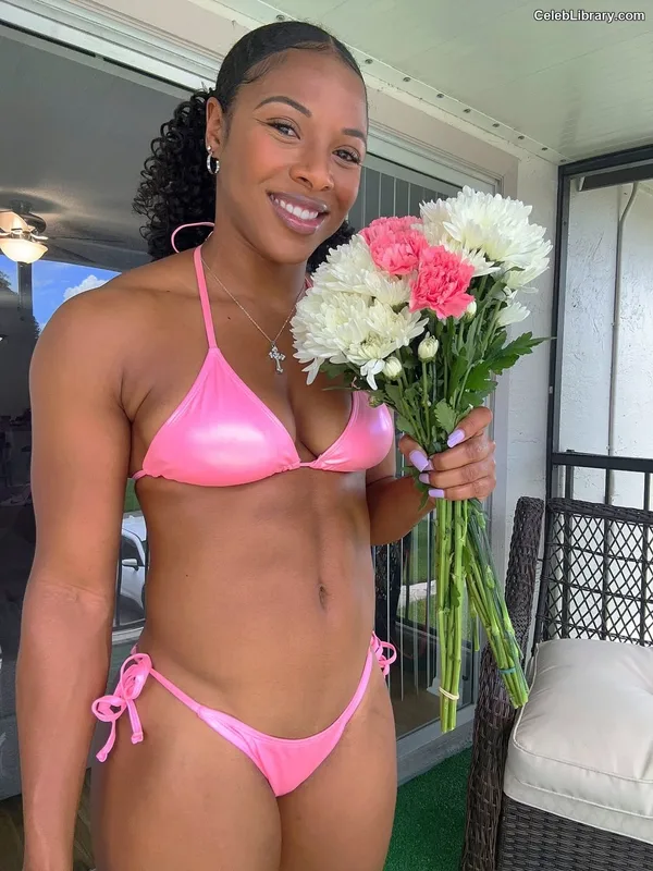 Kali Armstrong photo 19 of 169