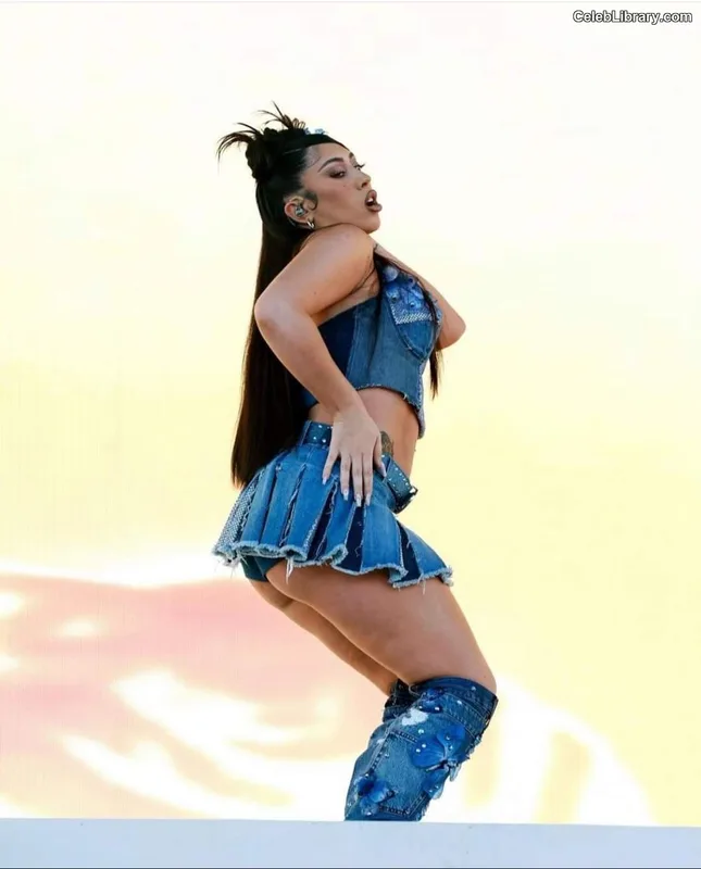 Kali Uchis photo 4 of 239