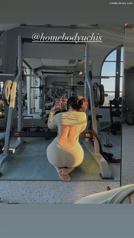 Kali Uchis photo 24 of 239
