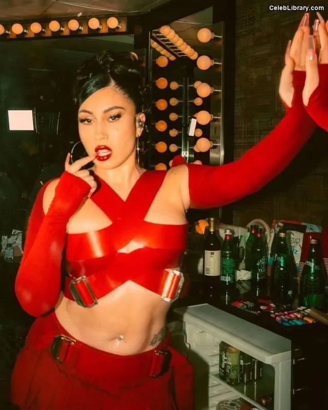Kali Uchis photo 4 of 239