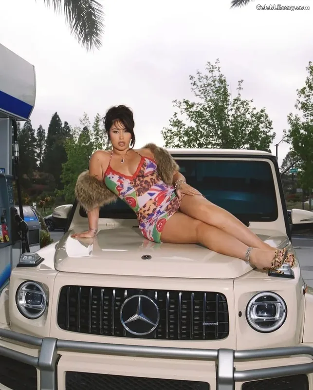 Kali Uchis photo 8 of 239