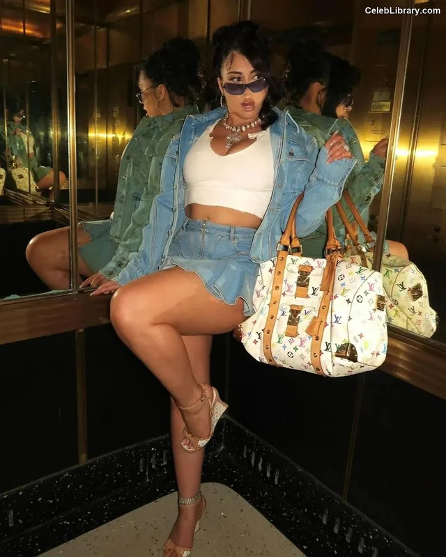 Kali Uchis photo 18 of 239