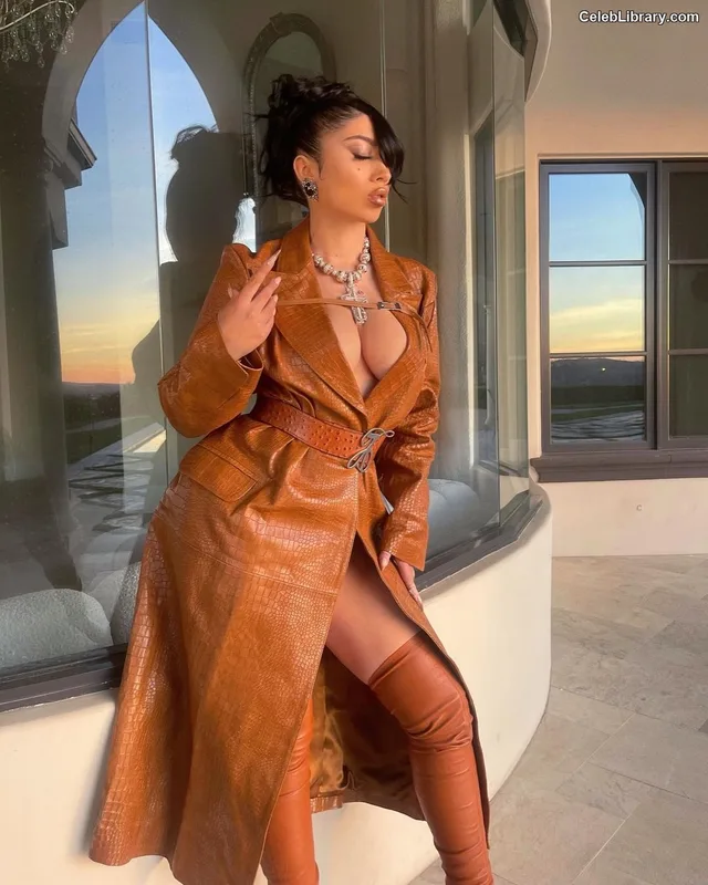 Kali Uchis photo 21 of 239