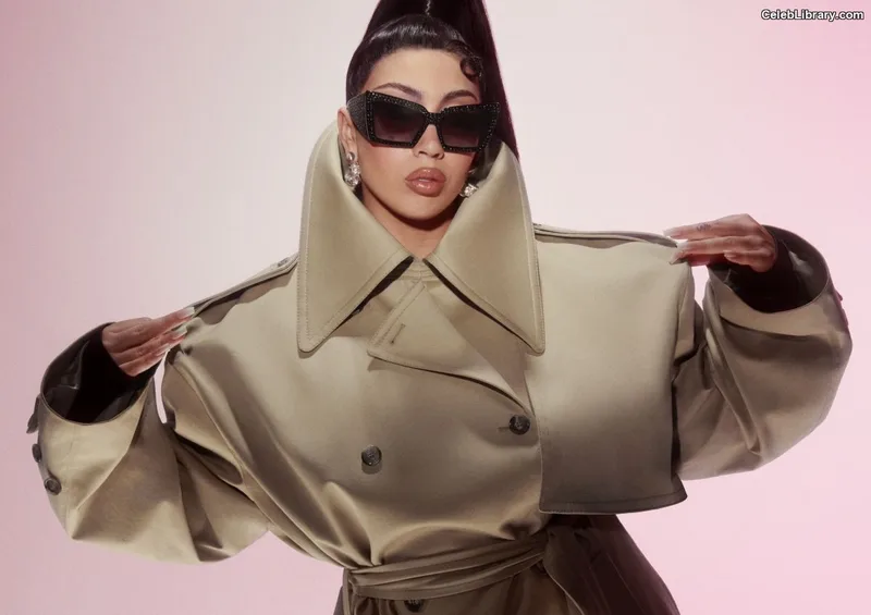 Kali Uchis photo 3 of 239