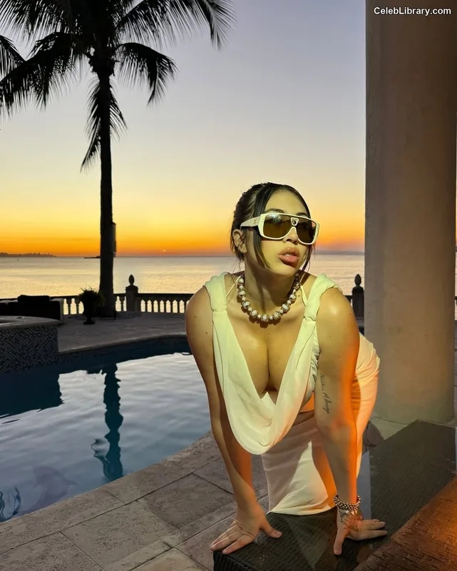 Kali Uchis photo 11 of 239