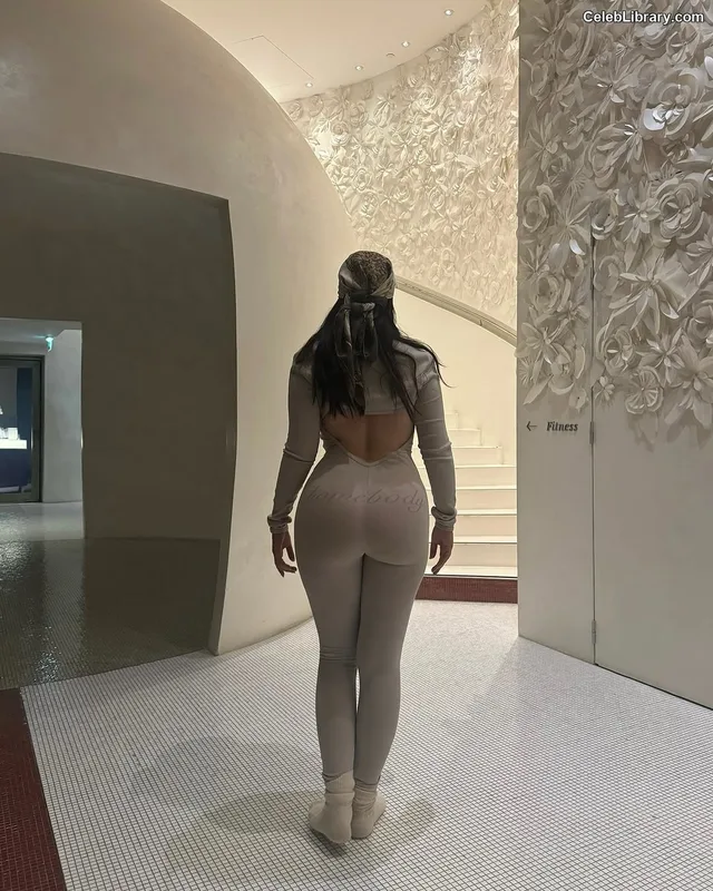 Kali Uchis photo 16 of 239