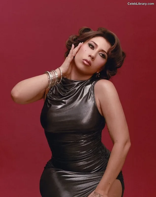 Kali Uchis photo 9 of 239