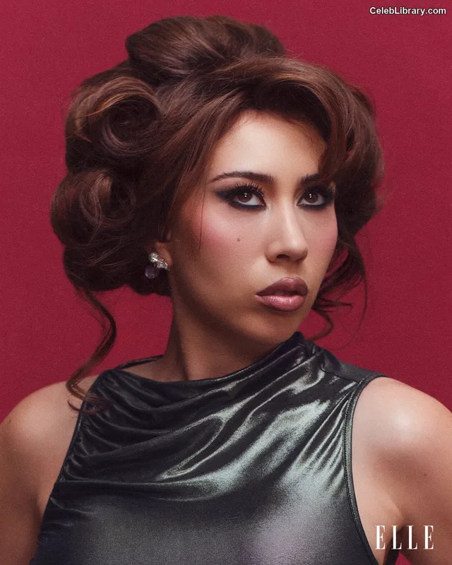 Kali Uchis photo 11 of 239