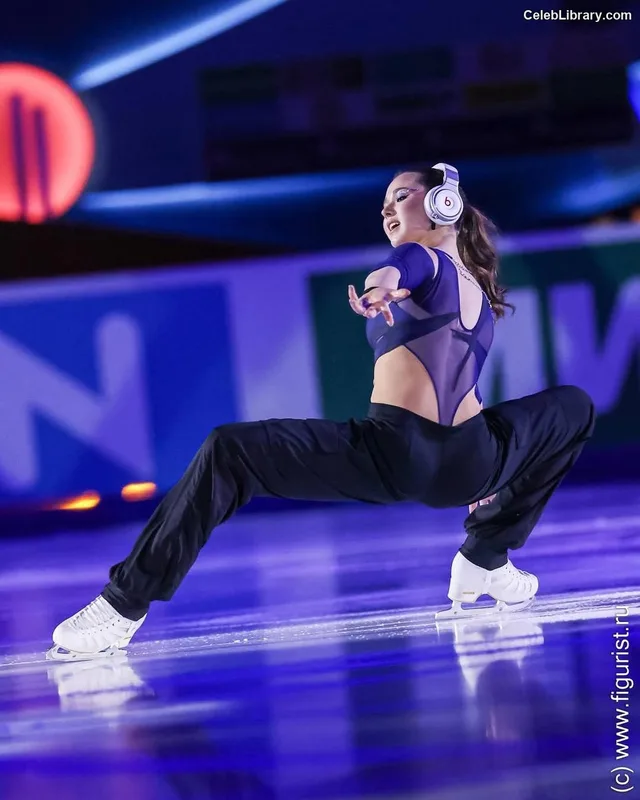 Kamila Valieva photo 3 of 65