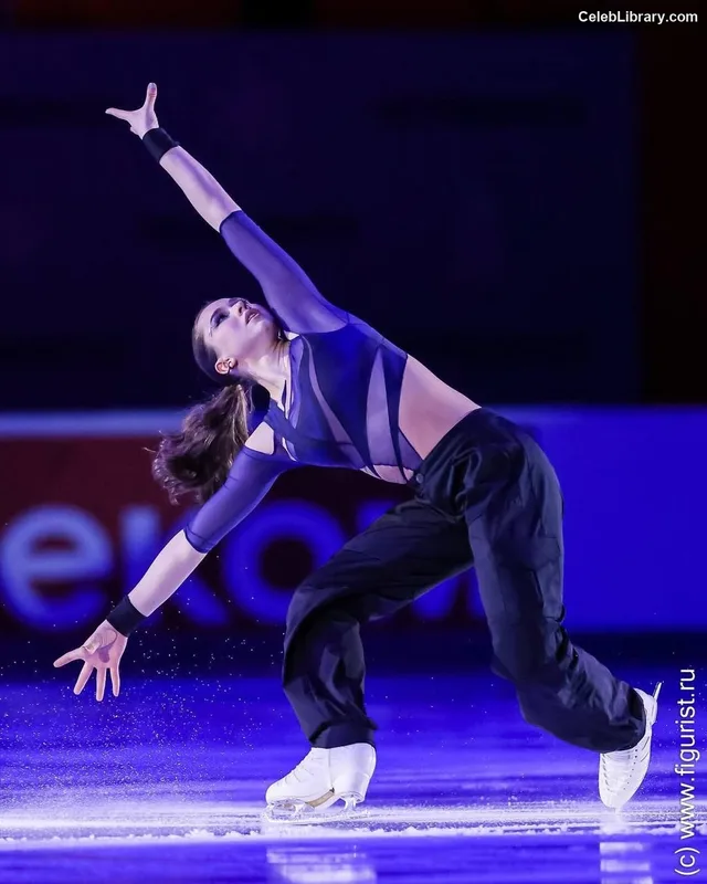 Kamila Valieva photo 5 of 65