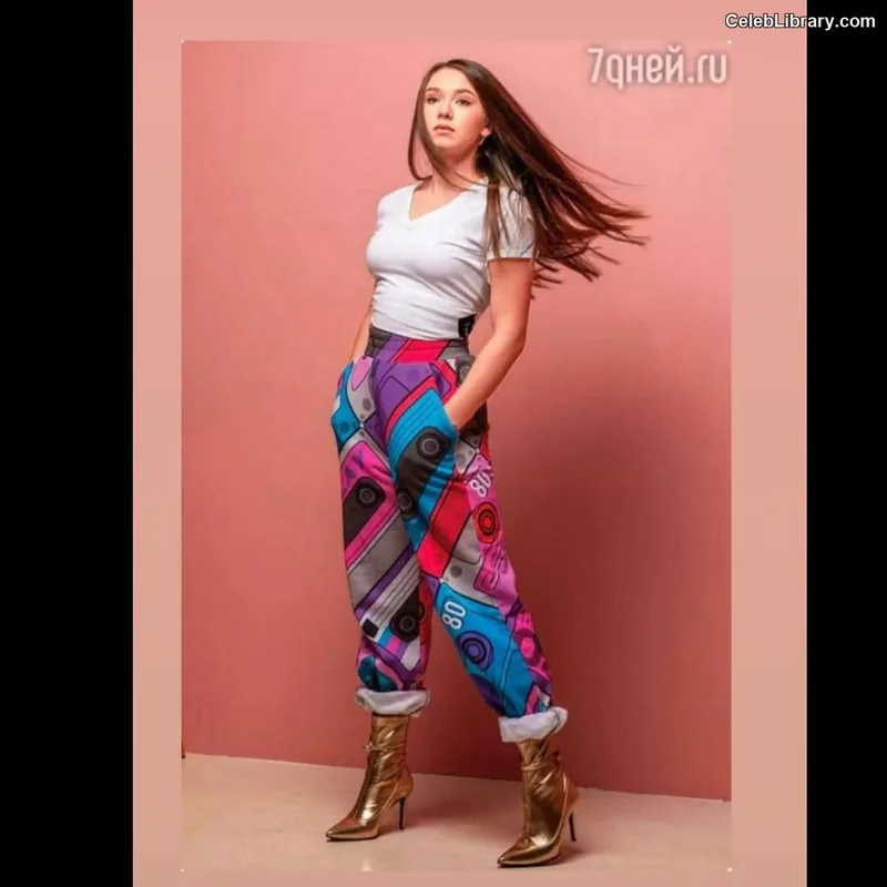 Kamila Valieva photo 6 of 65