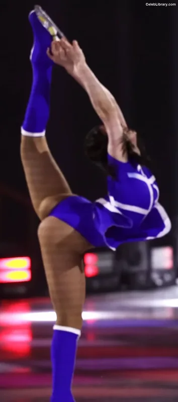 Kamila Valieva photo 2 of 65