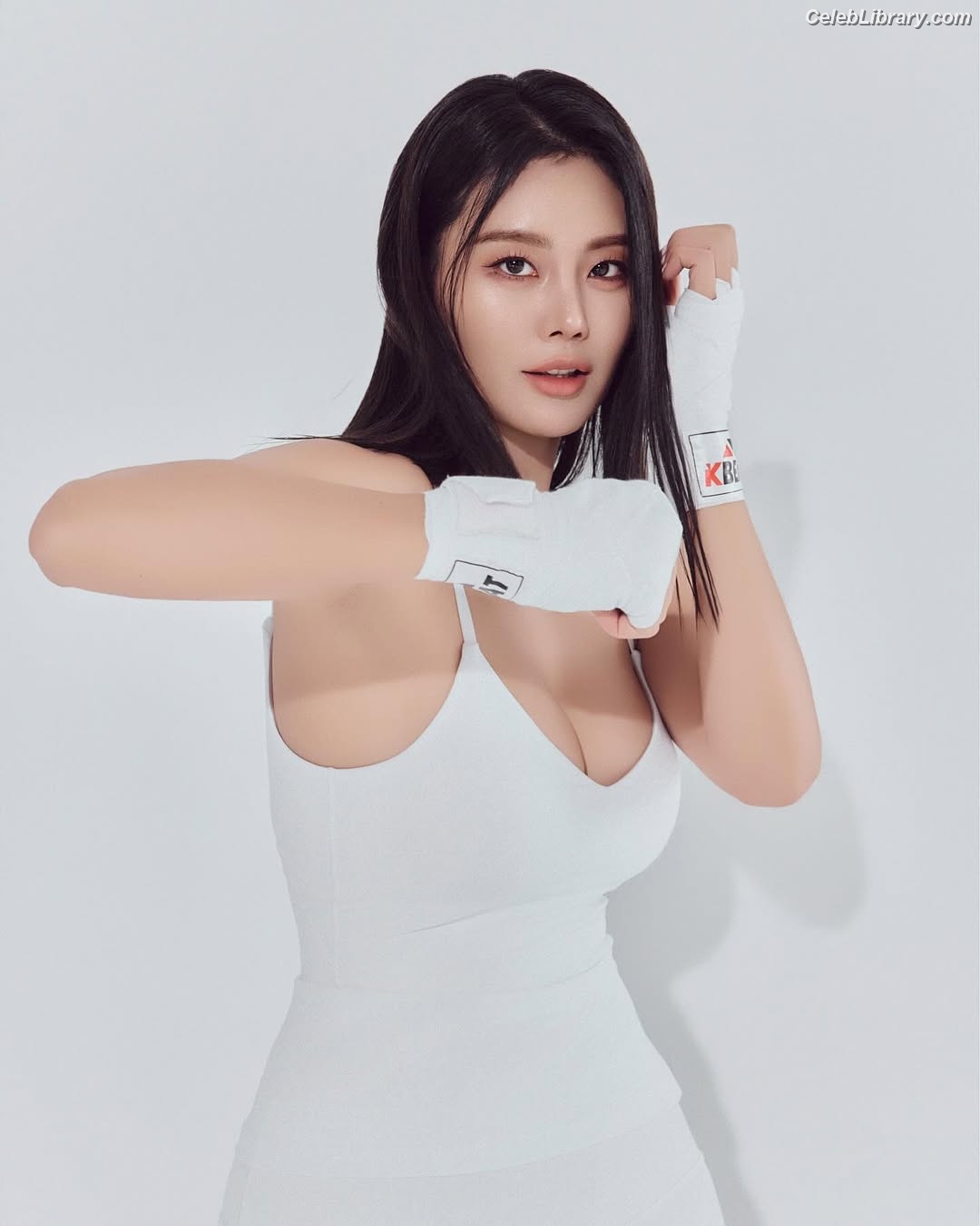 Kang So Yeon photo 5 of 77