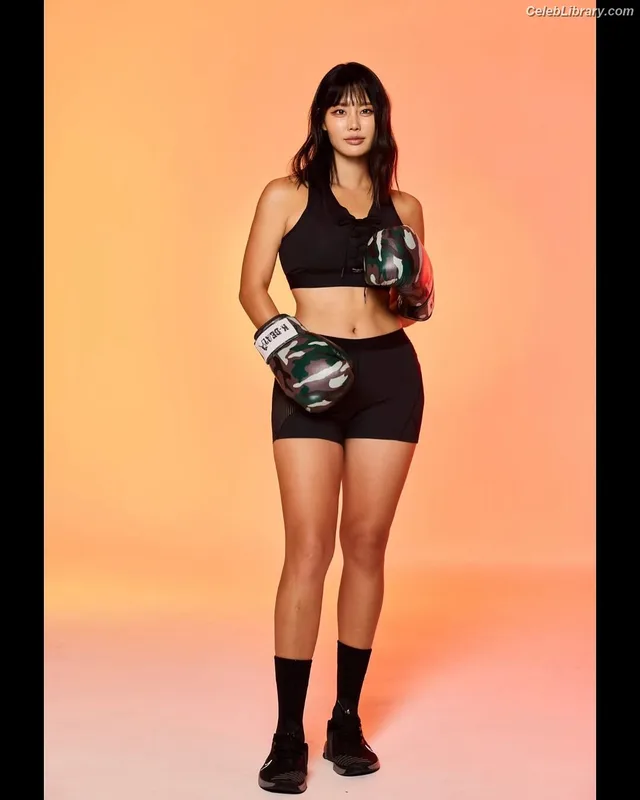 Kang So Yeon photo 21 of 77