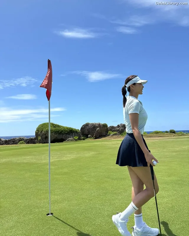 Kang So Yeon photo 16 of 77