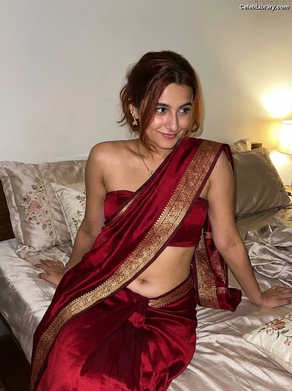 Kanupriya Gupta photo 8 of 64