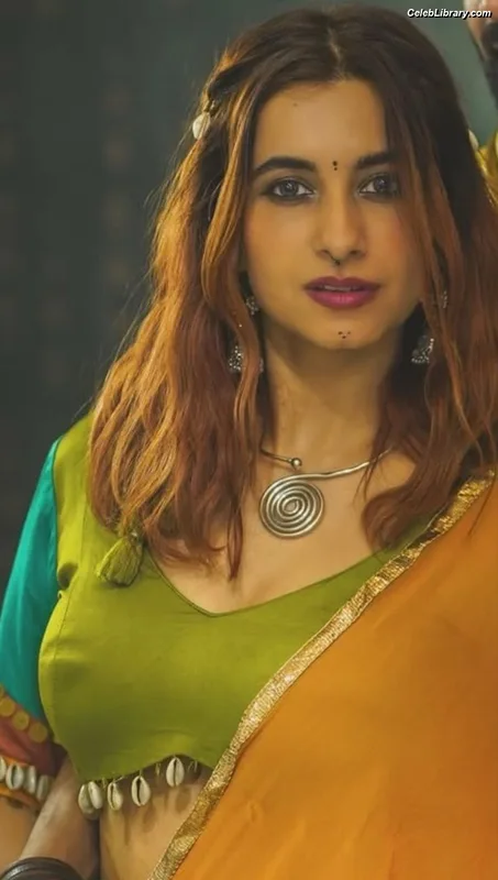 Kanupriya Gupta photo 22 of 64