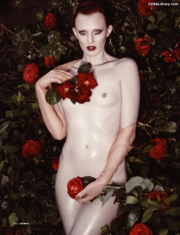 Karen Elson photo 19 of 37