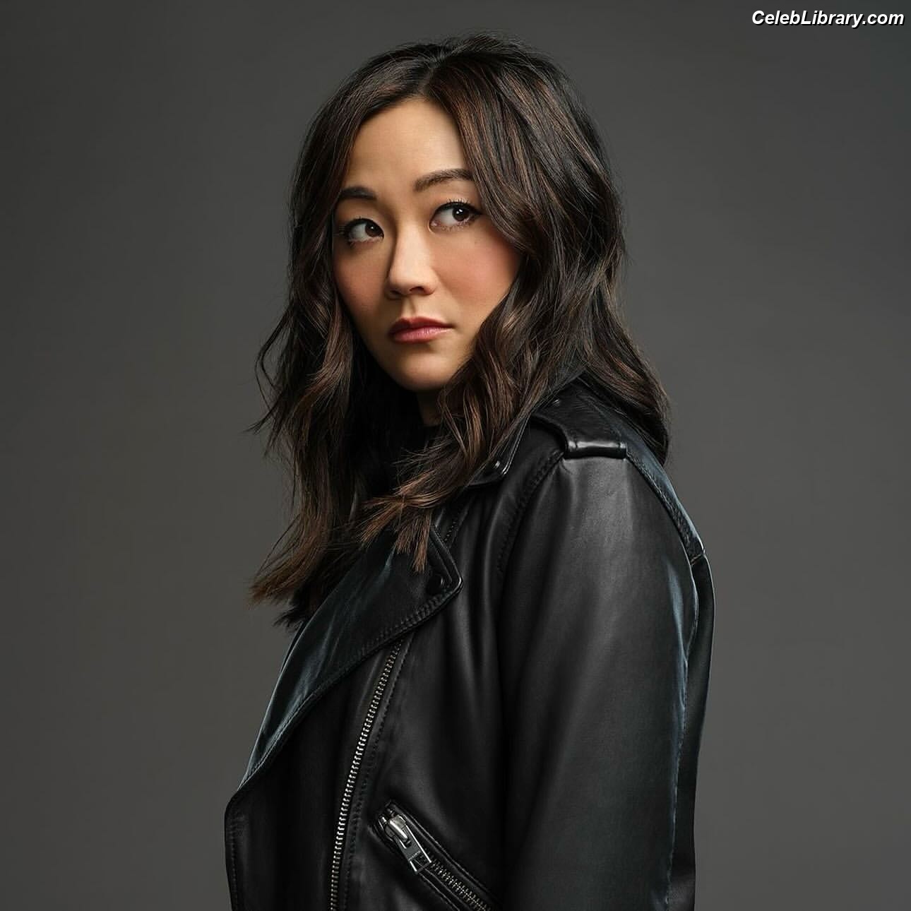 Karen Fukuhara photo 12 of 331