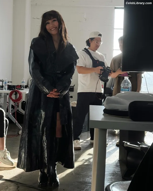 Karen Fukuhara photo 21 of 331