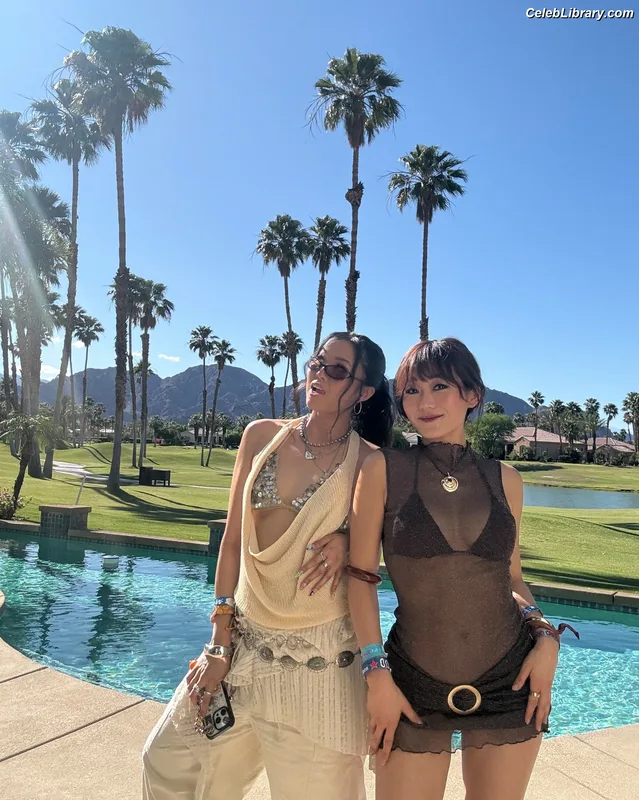 Karen Fukuhara photo 3 of 331