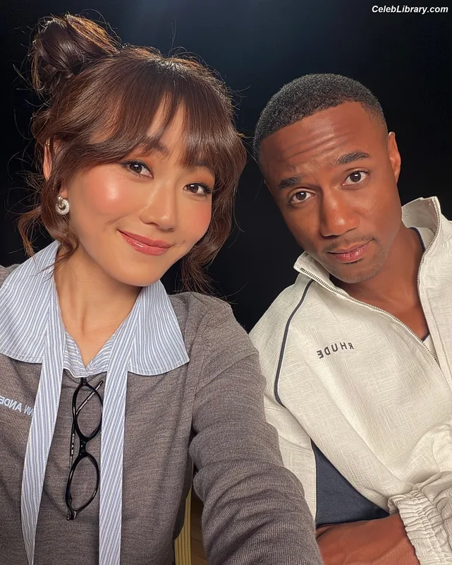 Karen Fukuhara photo 4 of 331