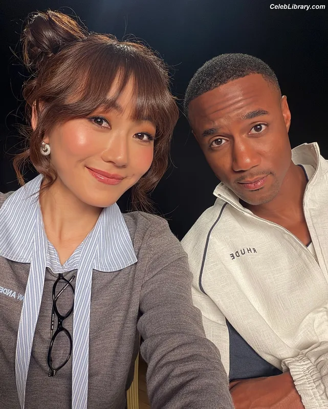 Karen Fukuhara photo 19 of 331
