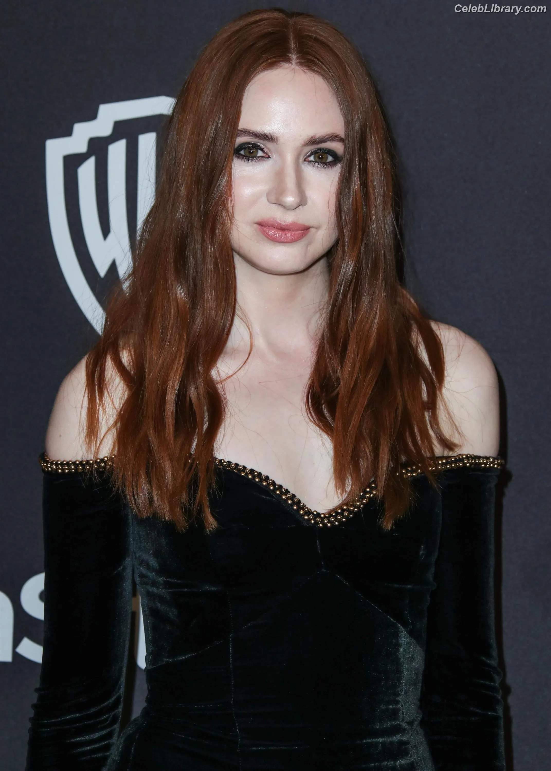 Karen Gillan photo 16 of 789