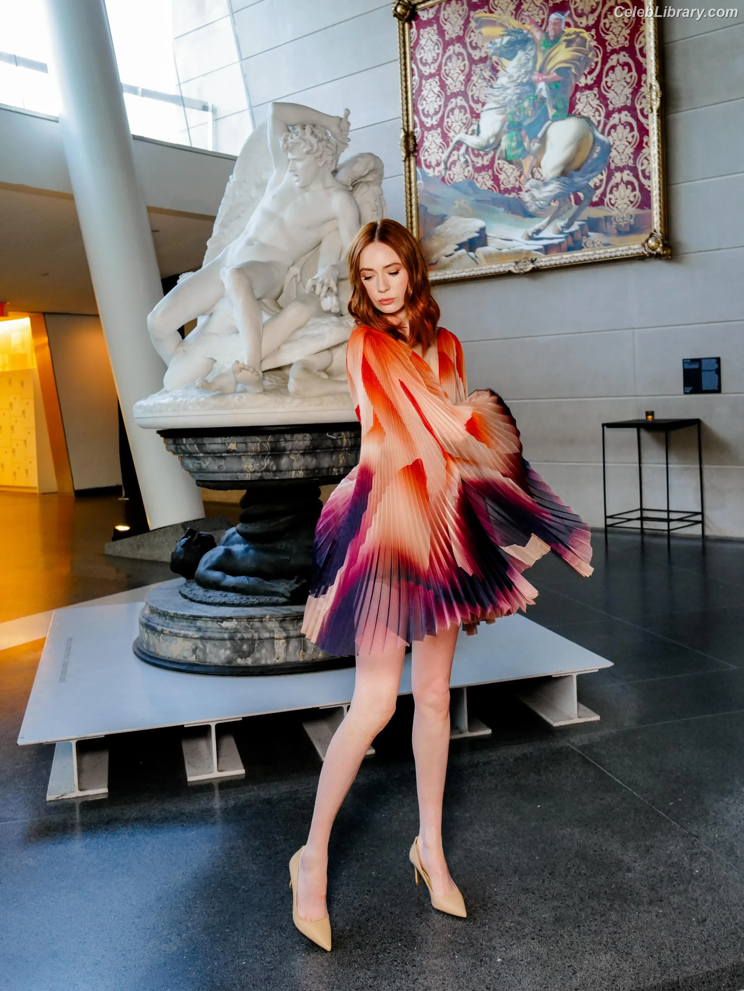 Karen Gillan photo 1 of 789