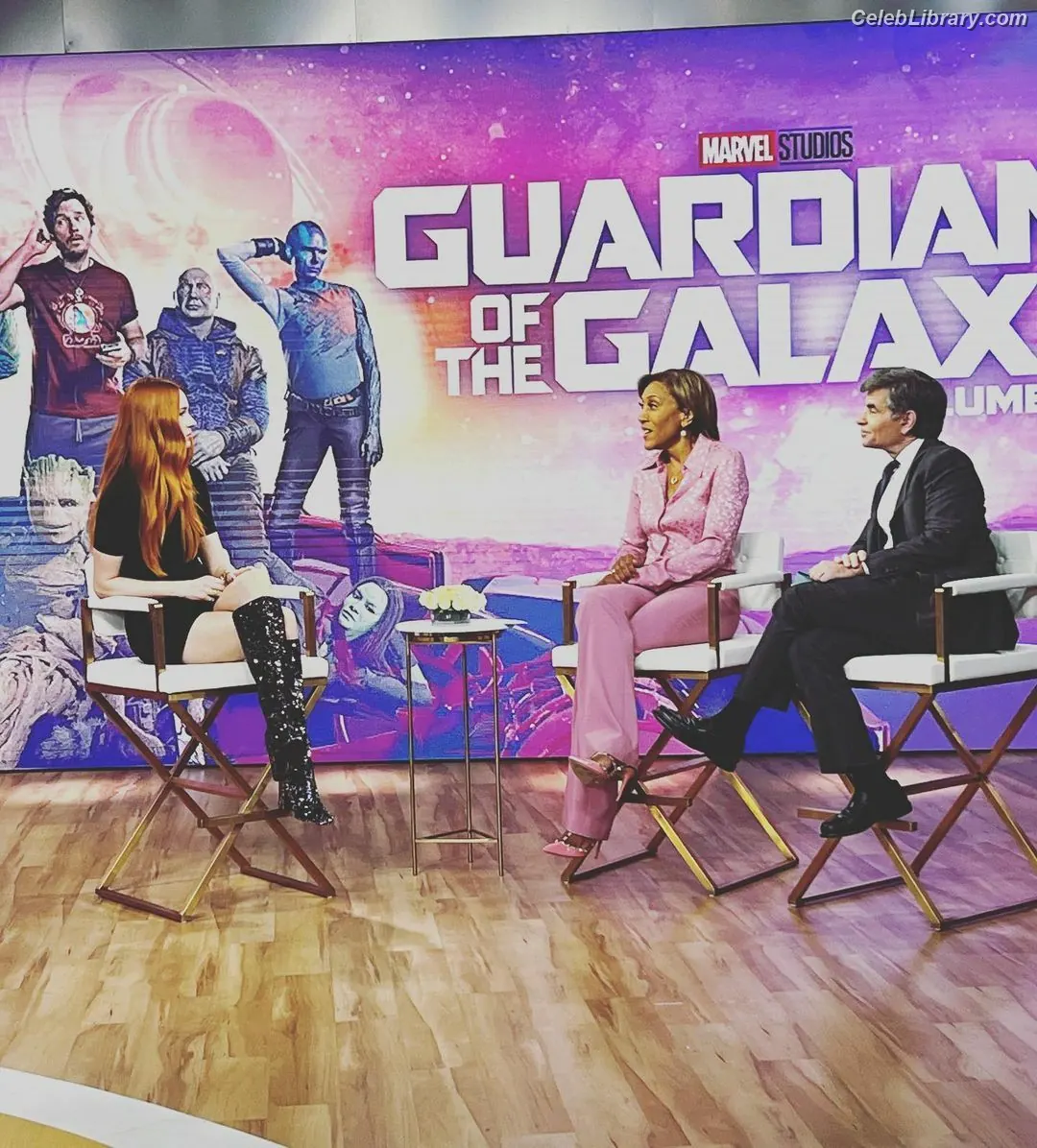 Karen Gillan photo 20 of 789