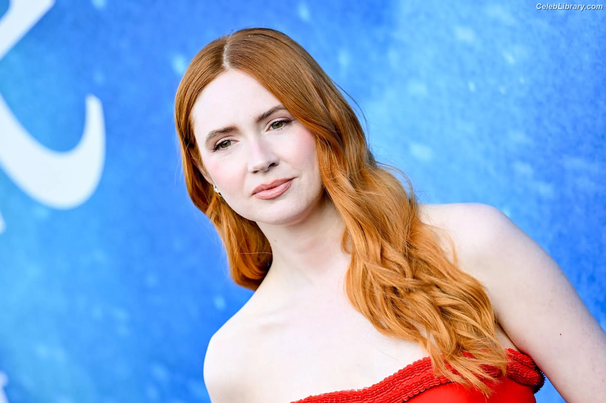 Karen Gillan photo 16 of 789