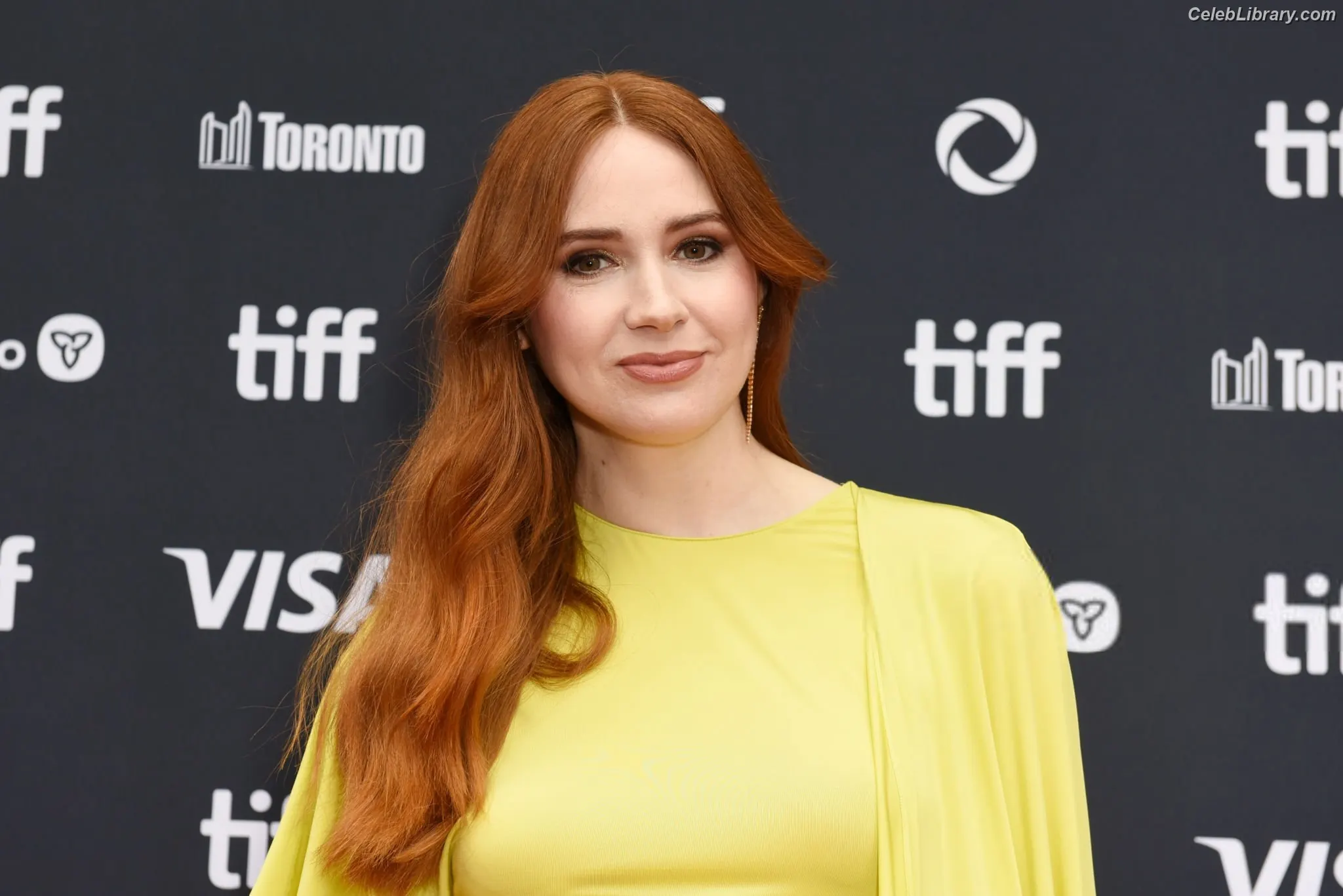Karen Gillan photo 22 of 789