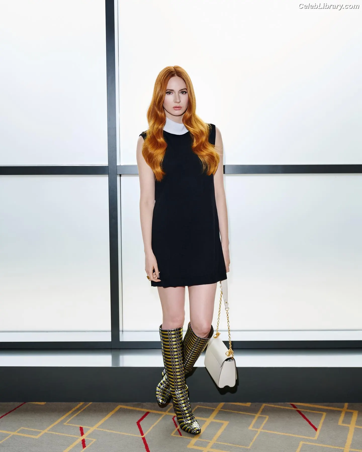 Karen Gillan photo 20 of 789