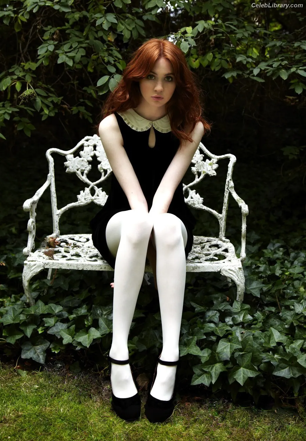 Karen Gillan photo 21 of 789