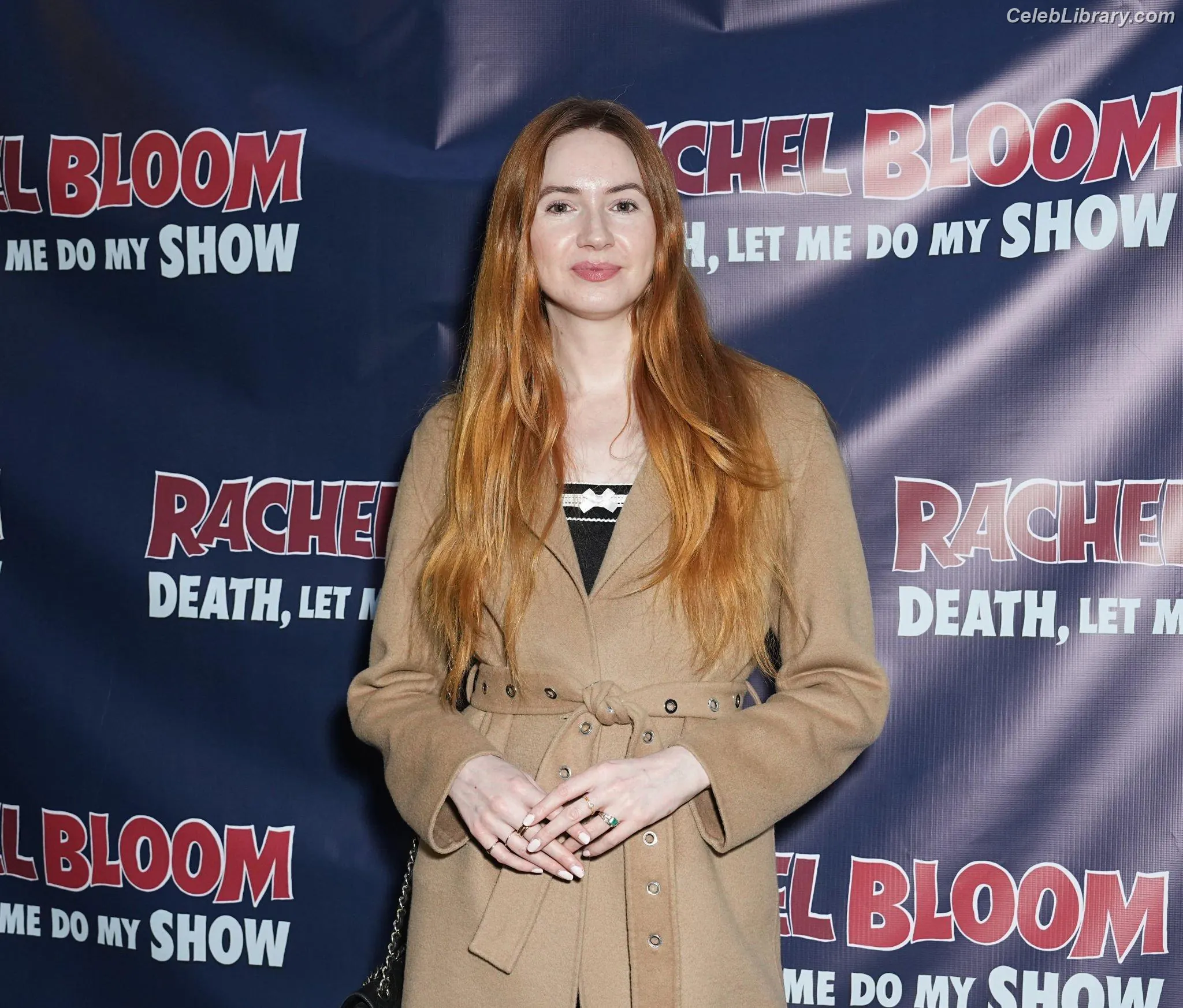 Karen Gillan photo 16 of 789
