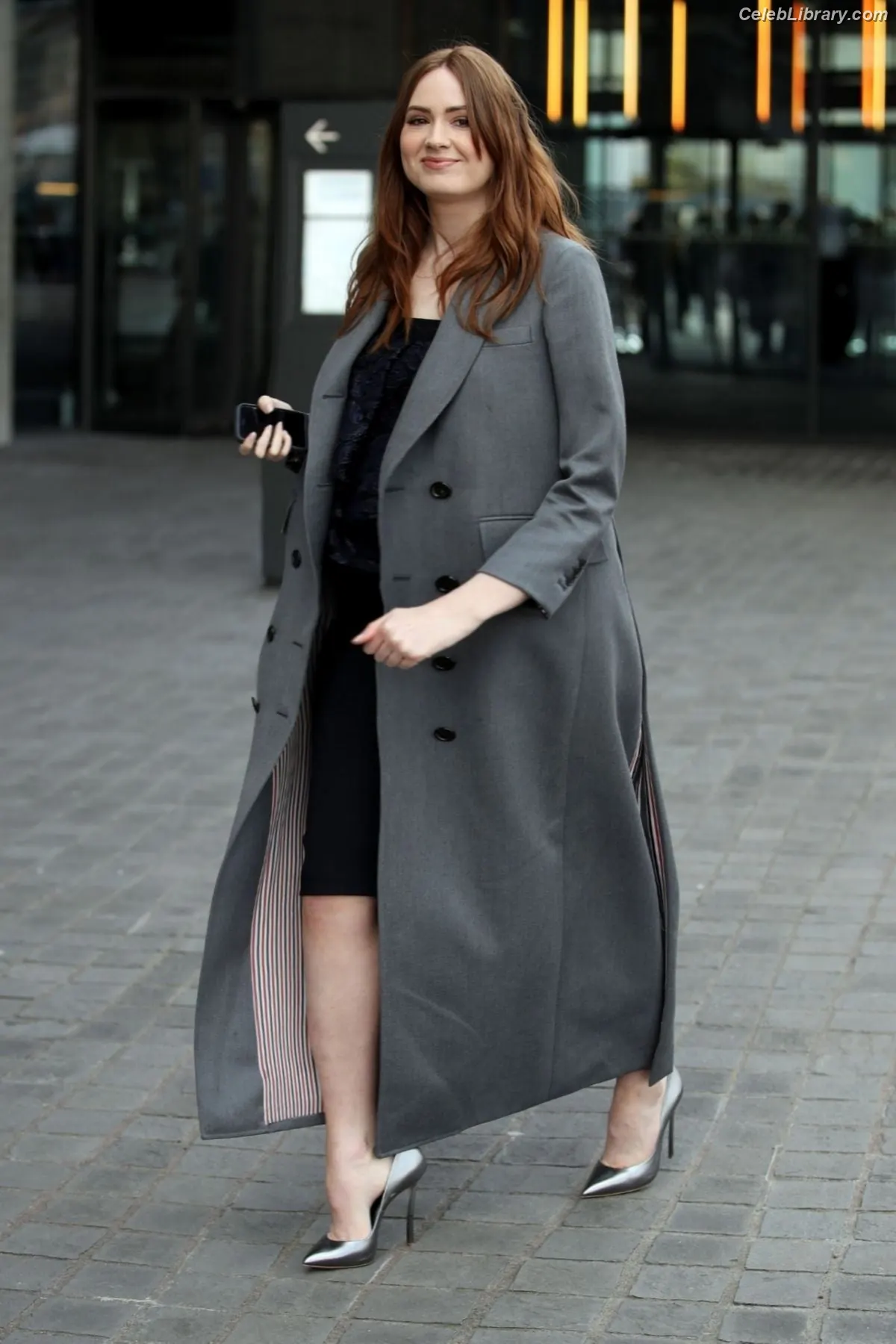 Karen Gillan photo 19 of 789