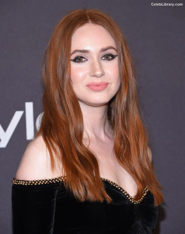 Karen Gillan photo 22 of 787