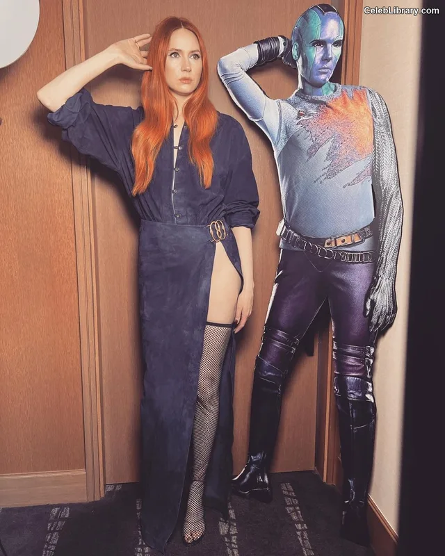 Karen Gillan photo 14 of 787