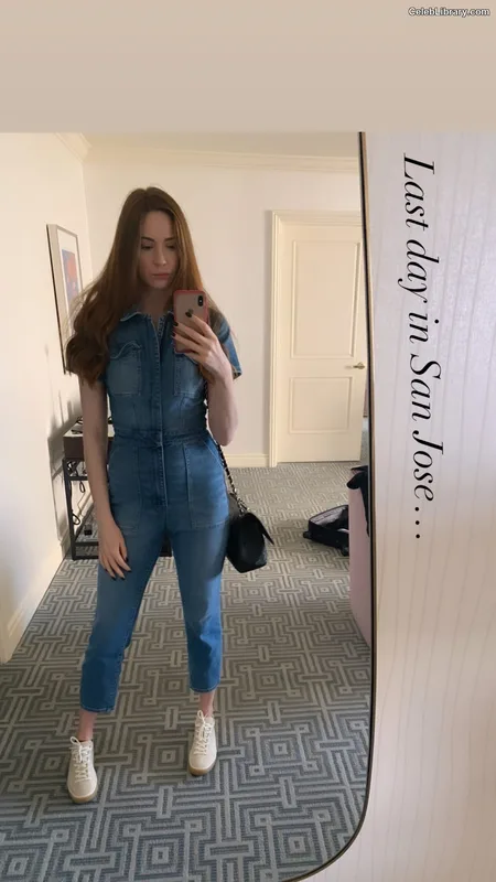 Karen Gillan photo 13 of 787