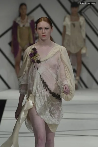 Karen Gillan photo 20 of 787
