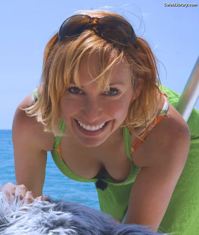 Kari Byron photo 14 of 95