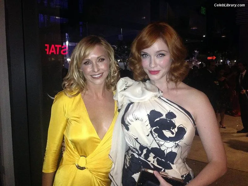 Kari Byron photo 19 of 95